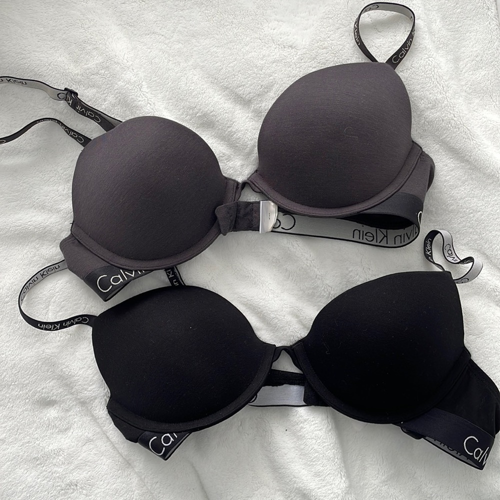NWOT calvin klein tshirt bra 34b